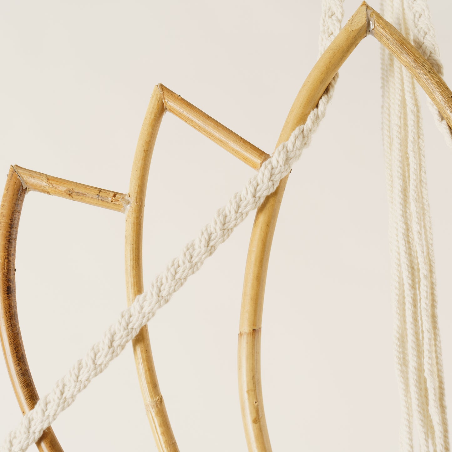 Dekoratyvinis sienos aksesuaras (su broku)