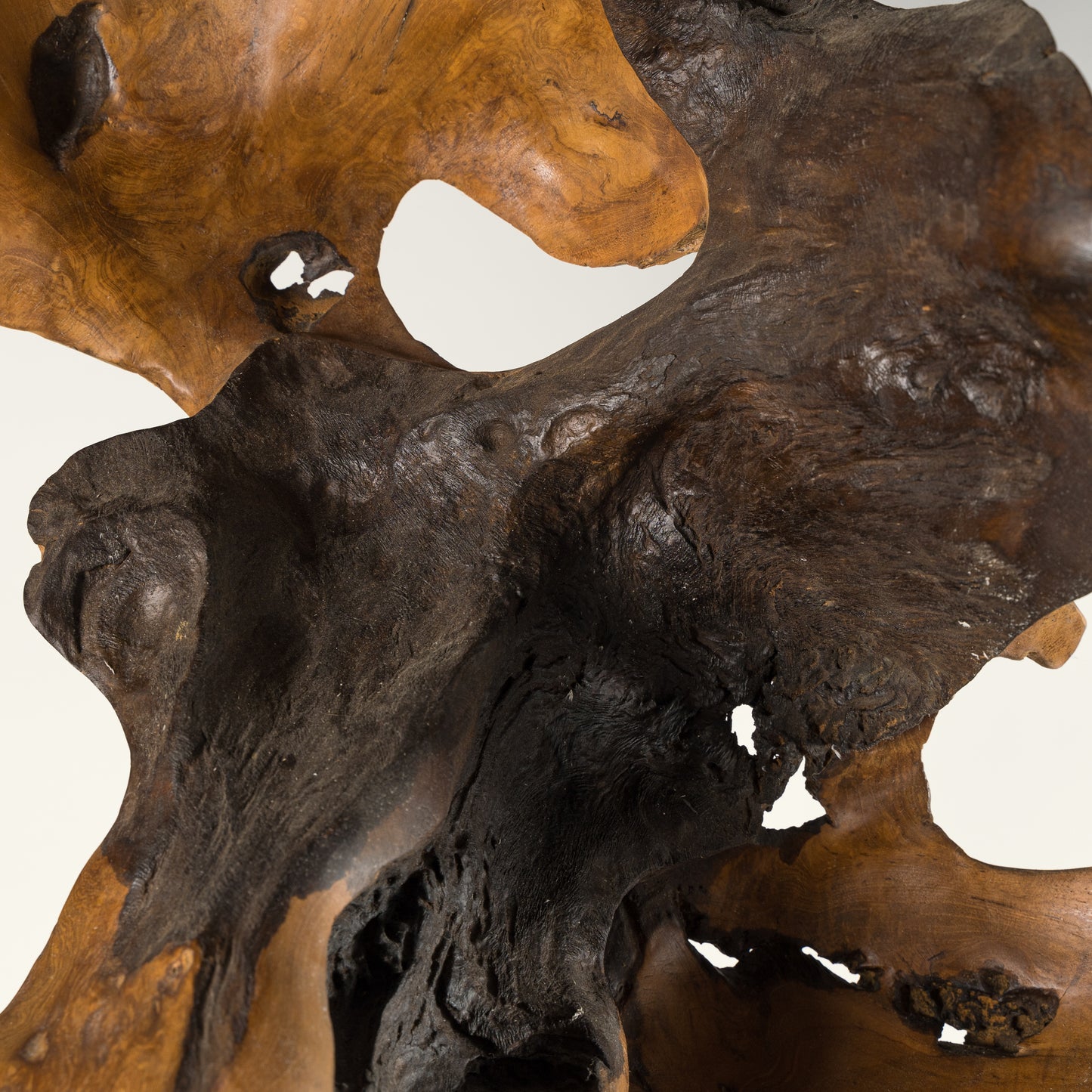 Skulptūra "Wooden molecule"