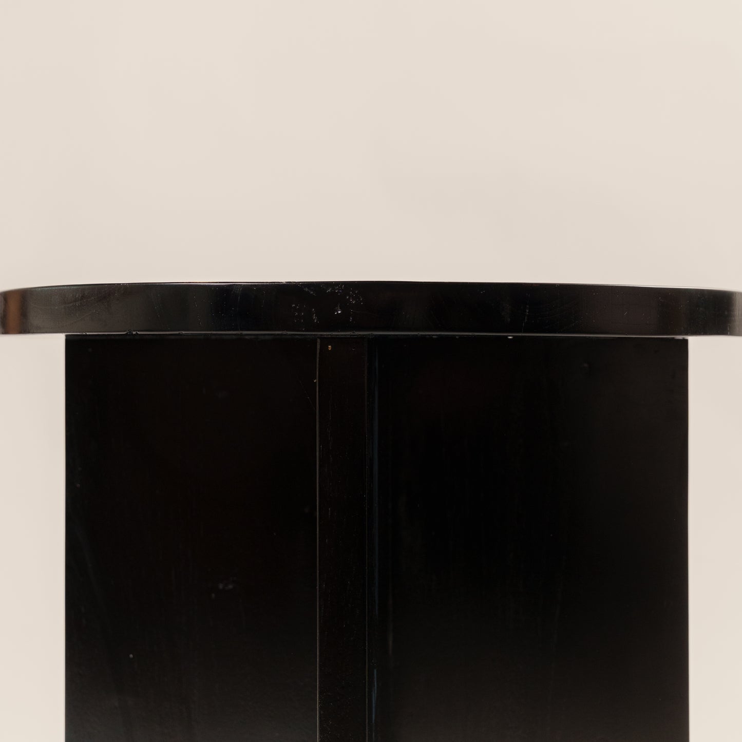 Staliukas "Segitiga Hitam"