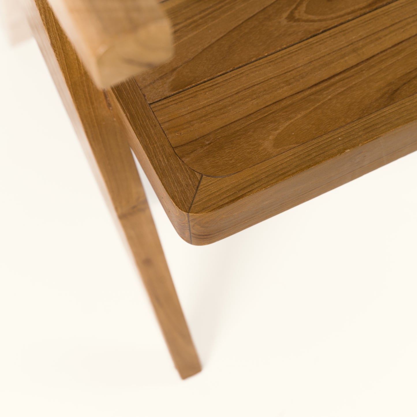 Teak chair with rattan backrest