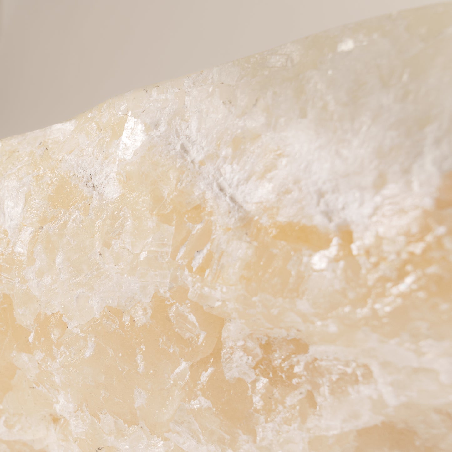 Praustuvas iš onikso "Tirta"