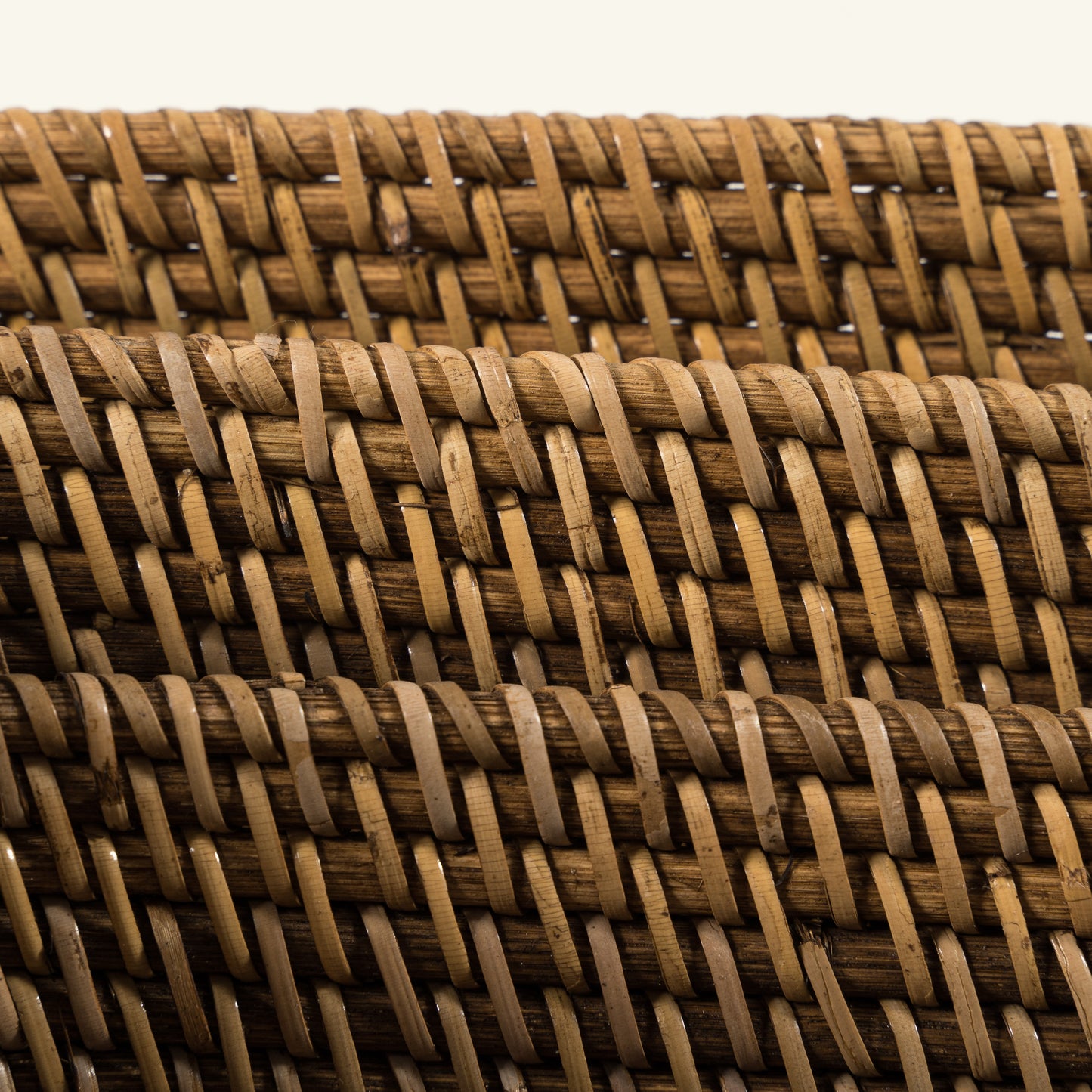 Kvadratinė dėžė (XS, S, M)