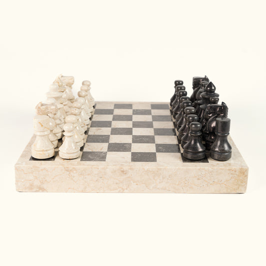 Marmurinių šachmatų rinkinys