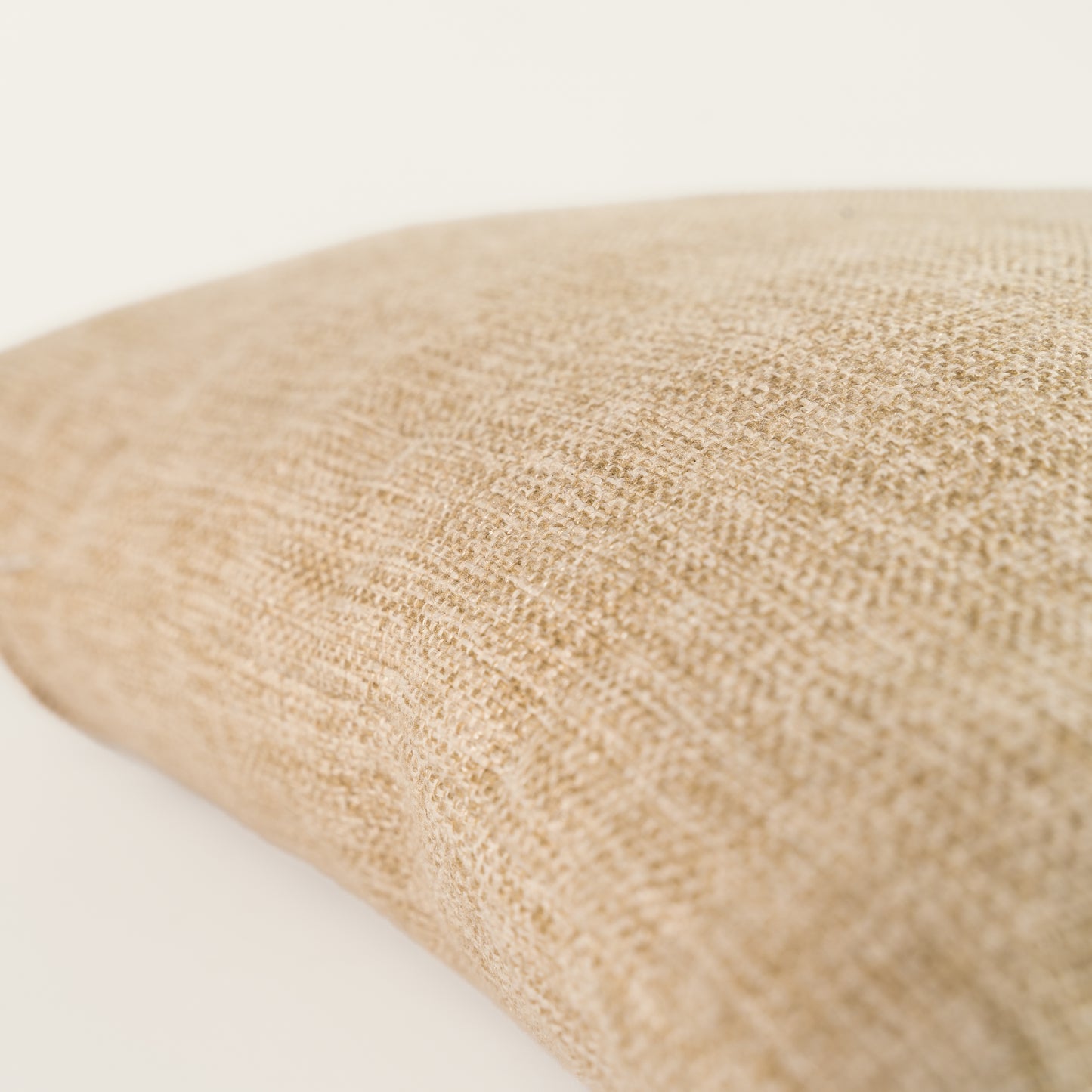 Rankų darbo lygus pagalvės užvalkalas