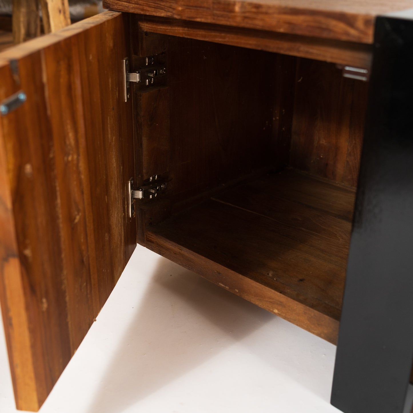 Konsolė “Lilin”