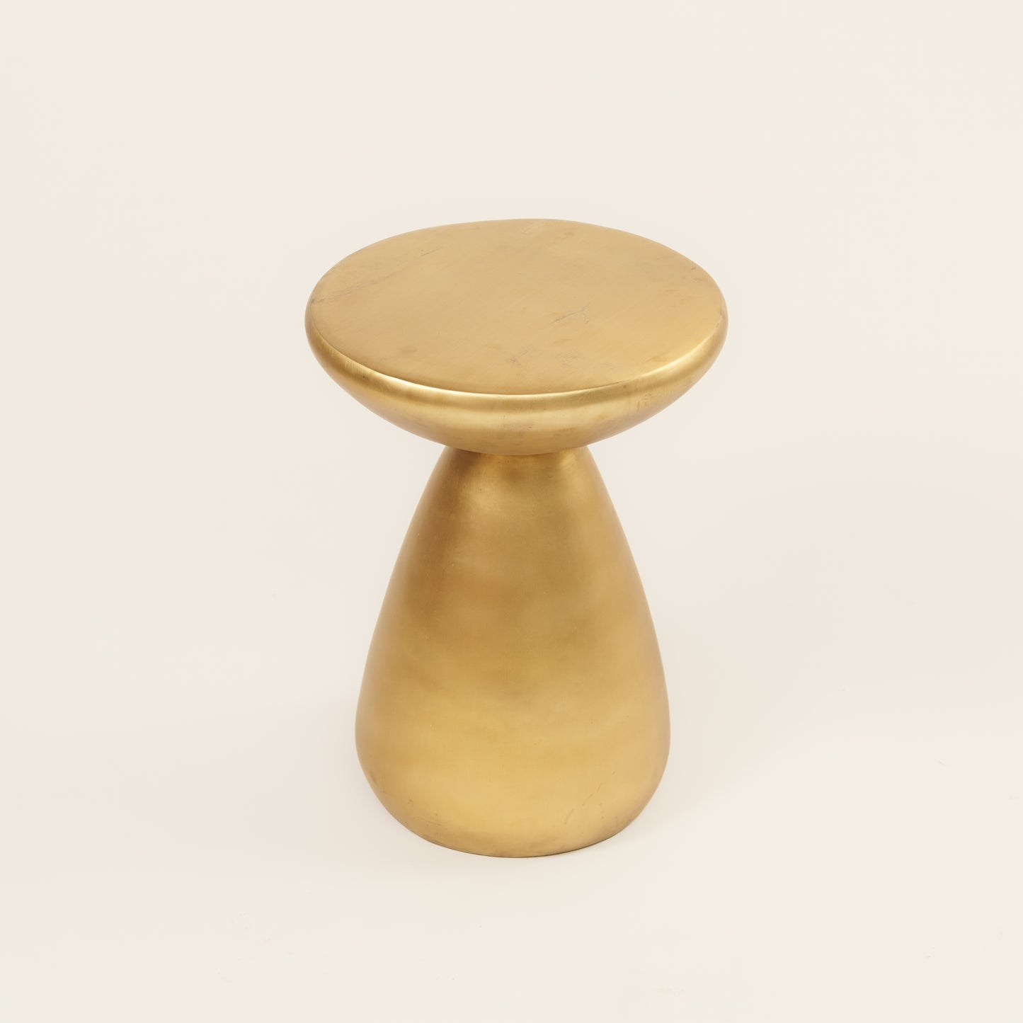 |Naktinis staliukas "Kris"