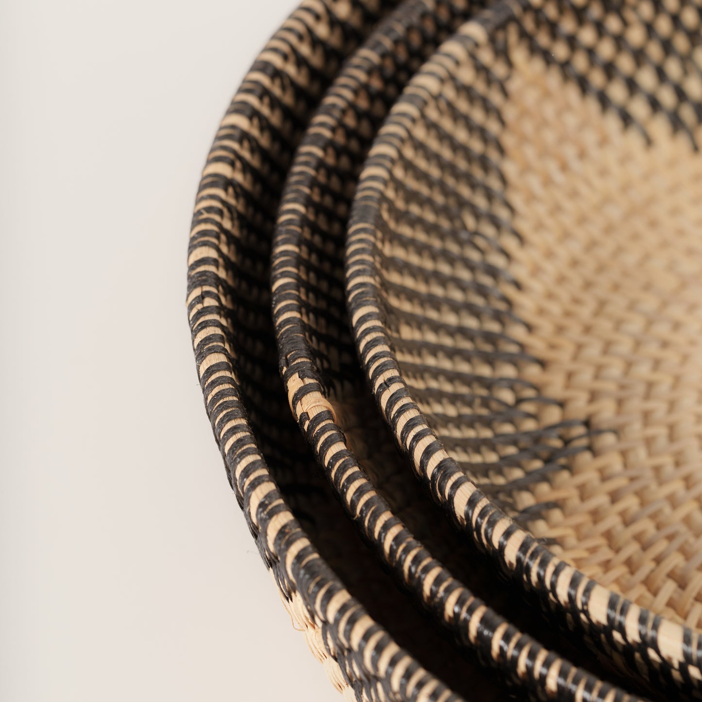 Decorative braided bowl