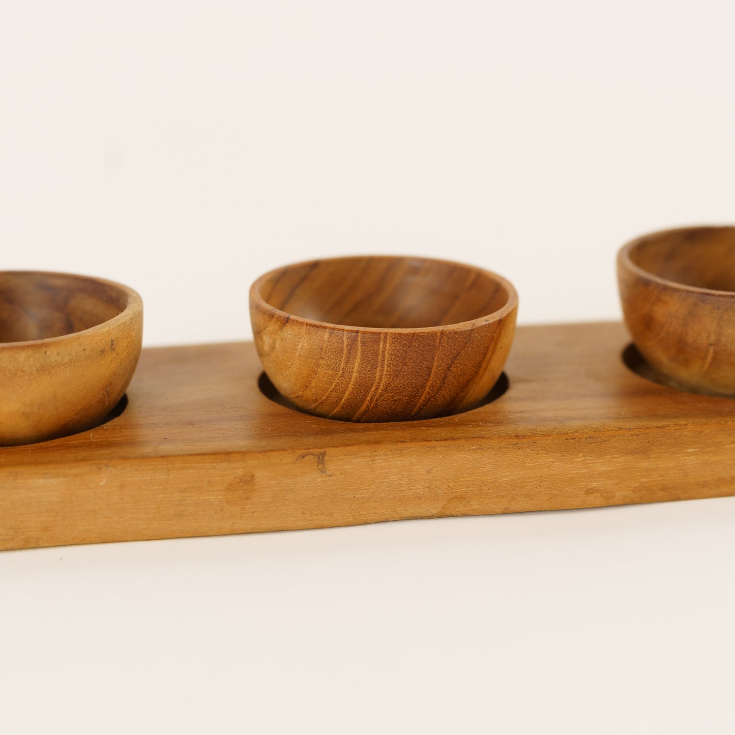 Medinis kiaušinių laikiklis