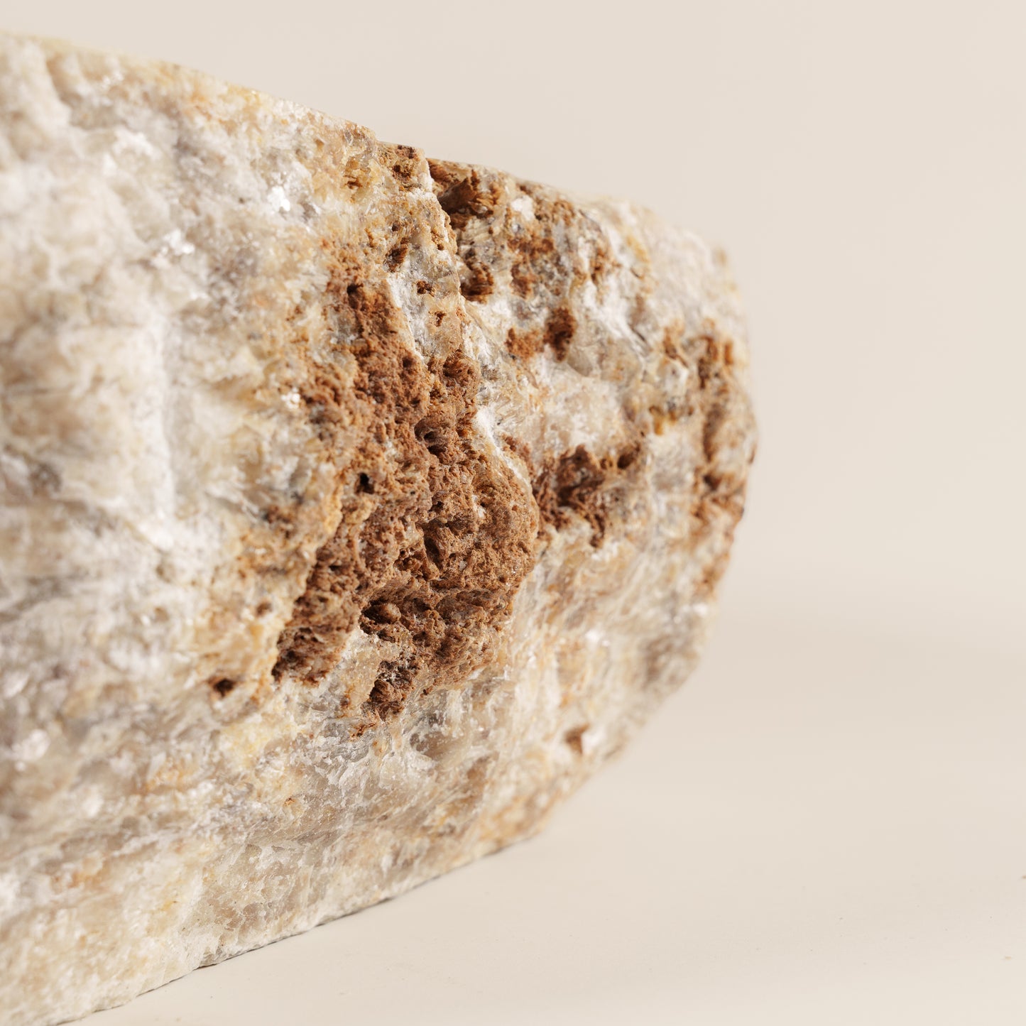 Praustuvas iš onikso "Sundara"