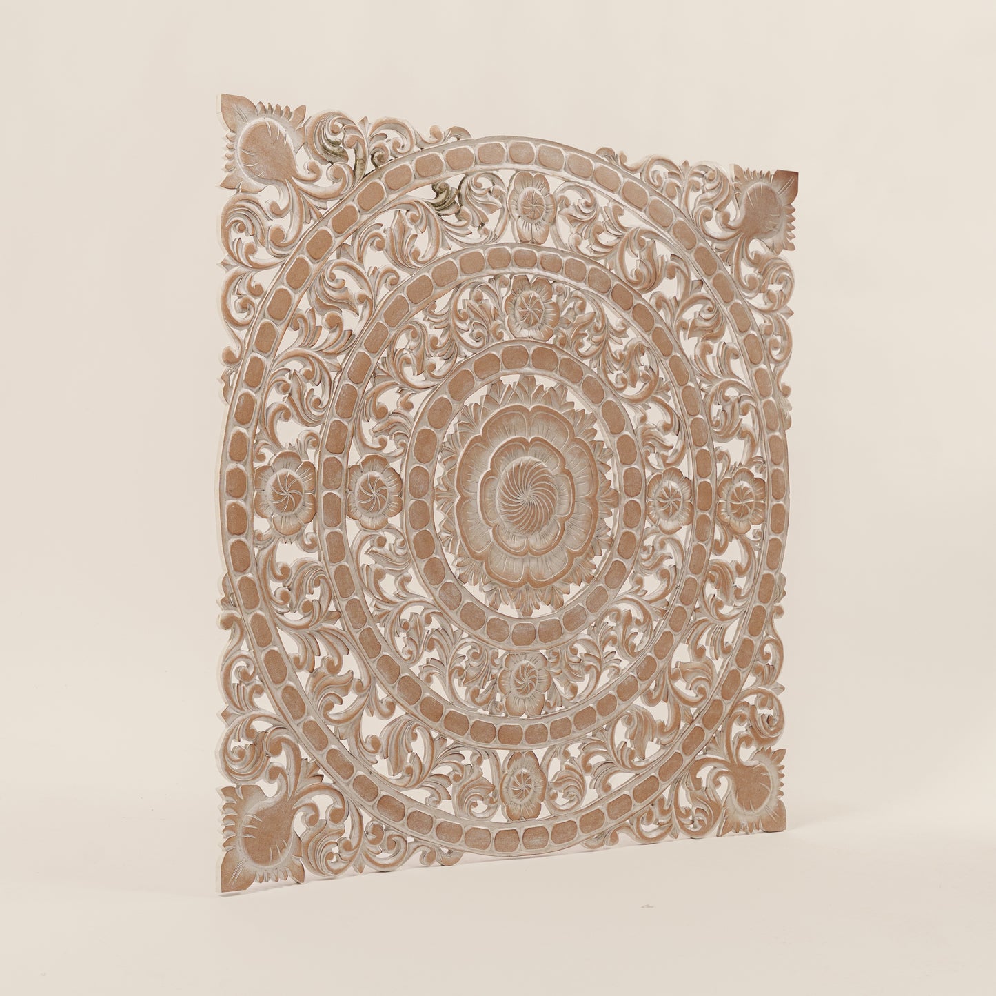 Medinė mandala 100x100 flower