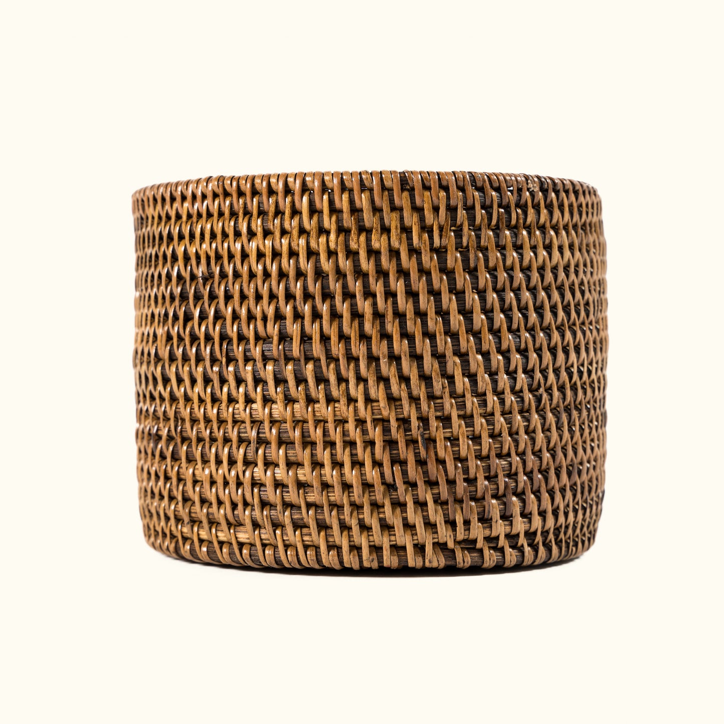 Rattan bottle holder