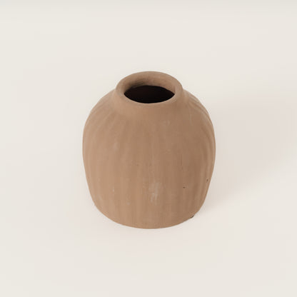 Decorative vase "Chi"